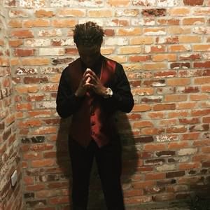 Meet your Posher, Josiah